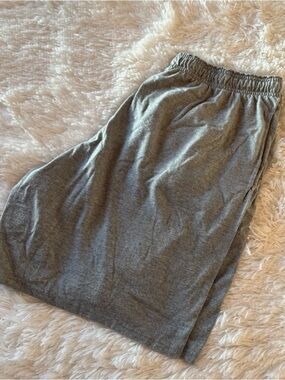 Athletic Works Gray Shorts – Size Large